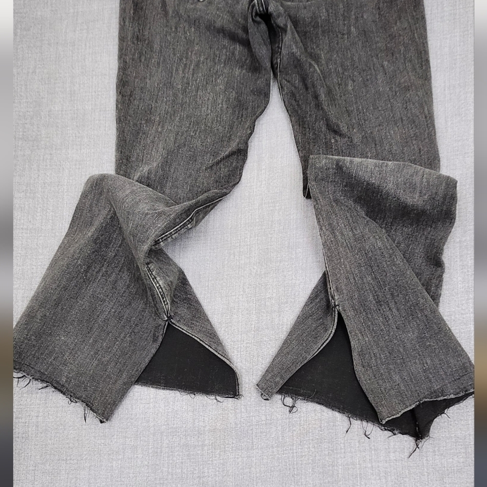 Hollister High Rise Soft Stretch Flare Distressed Style Black Denim Jeans. 13R - Picture 11 of 11